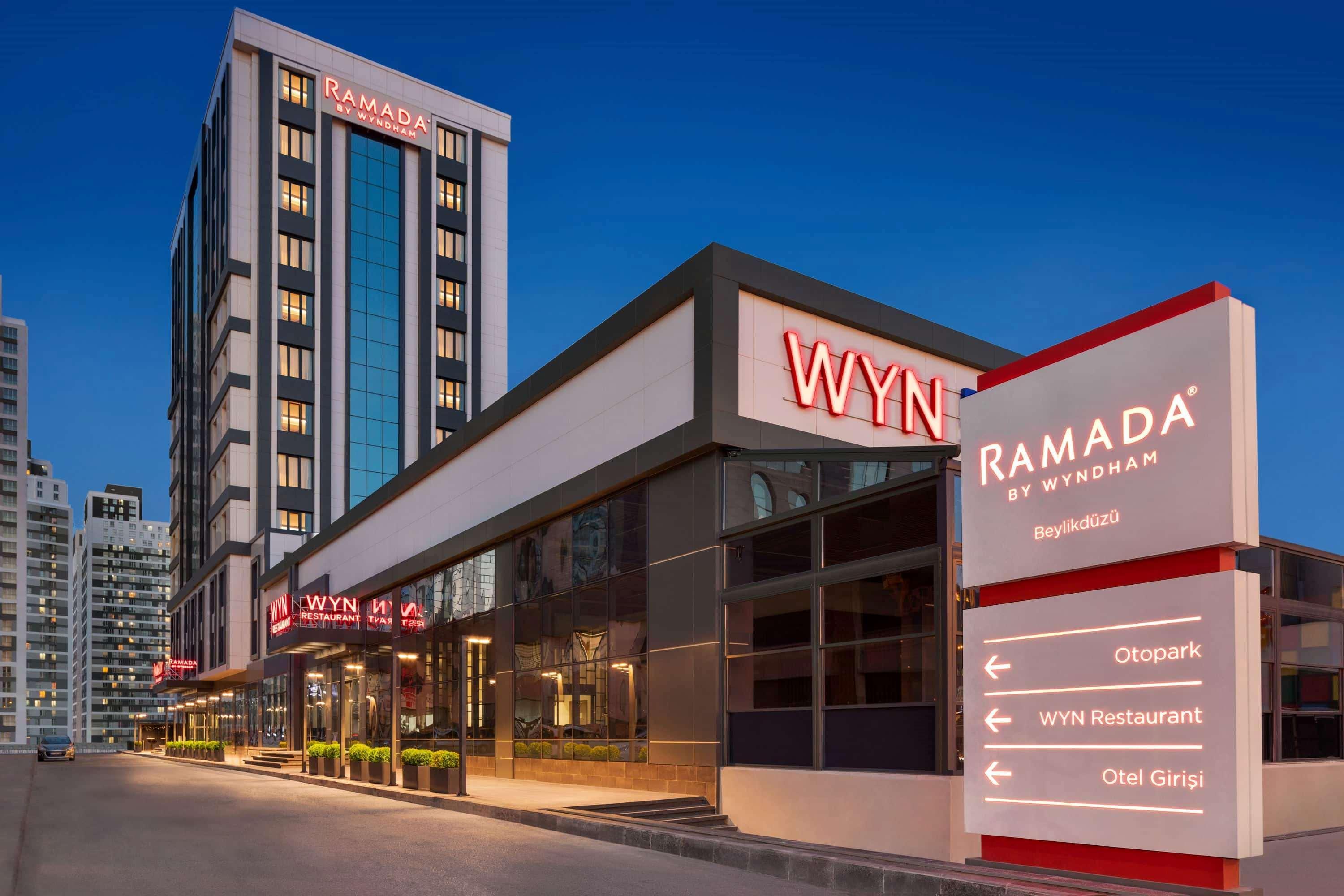 Hotel Ramada By Wyndham Beylikduzu Stambuł Zewnętrze zdjęcie