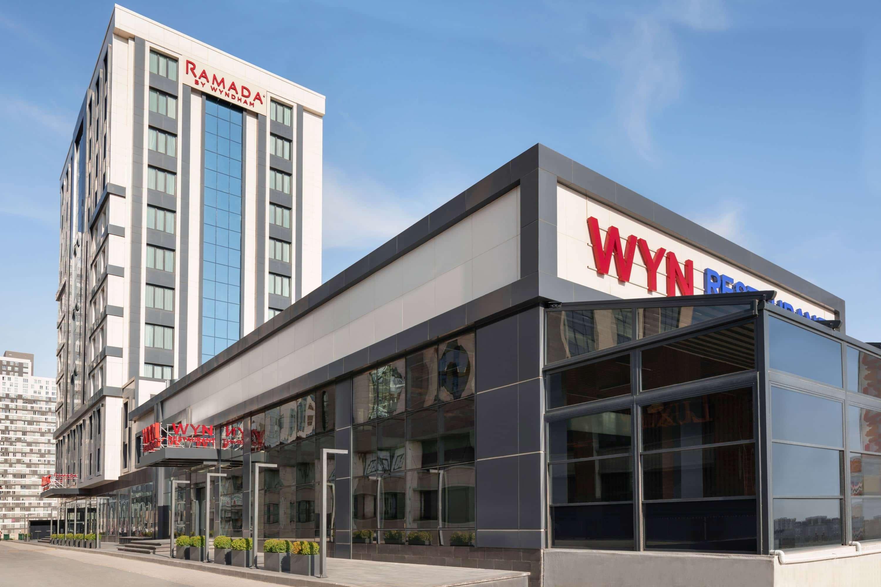Hotel Ramada By Wyndham Beylikduzu Stambuł Zewnętrze zdjęcie